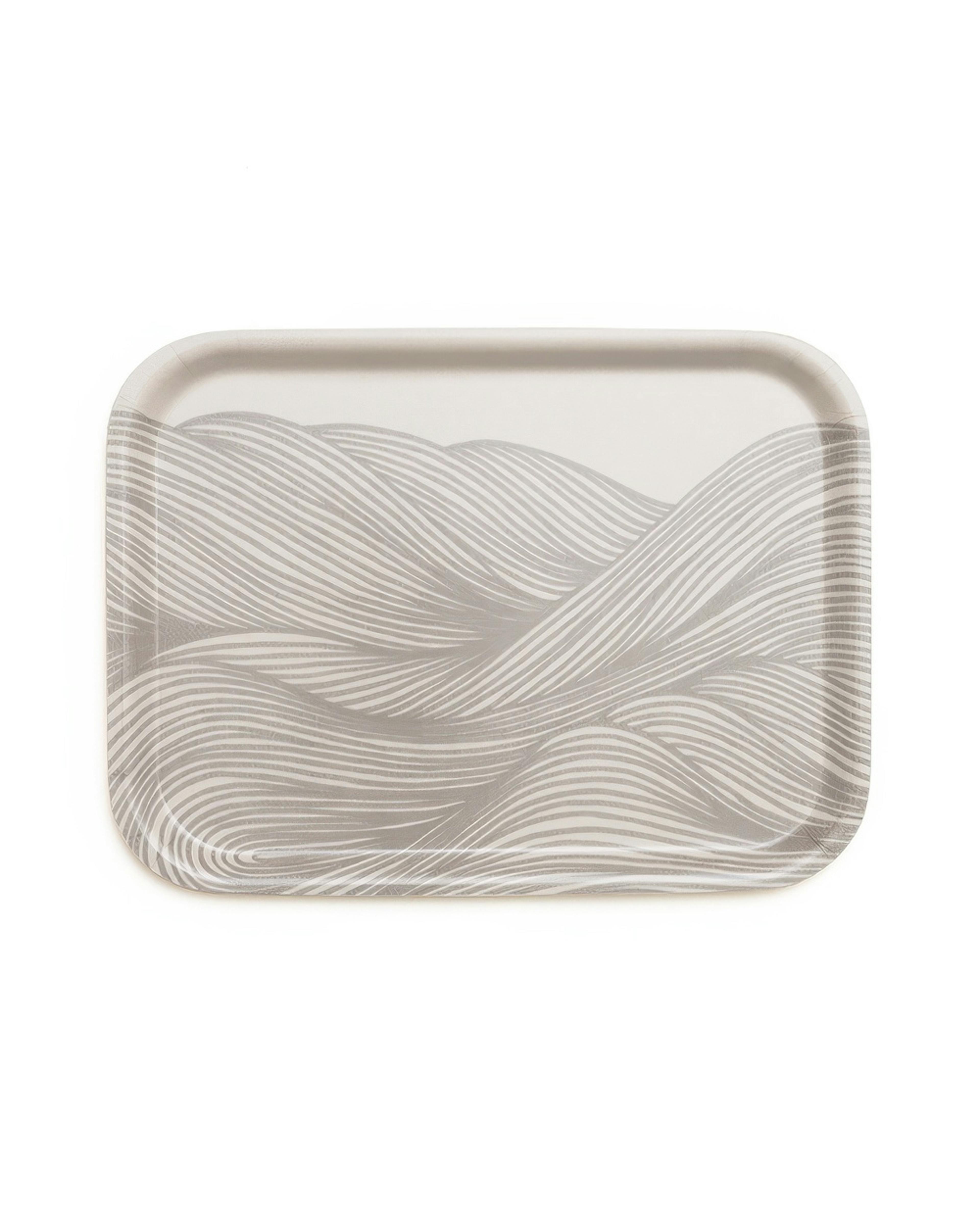 Vassoio quadrato Line Wave Light in beige chiaro con linee ondulate, accessorio per la casa