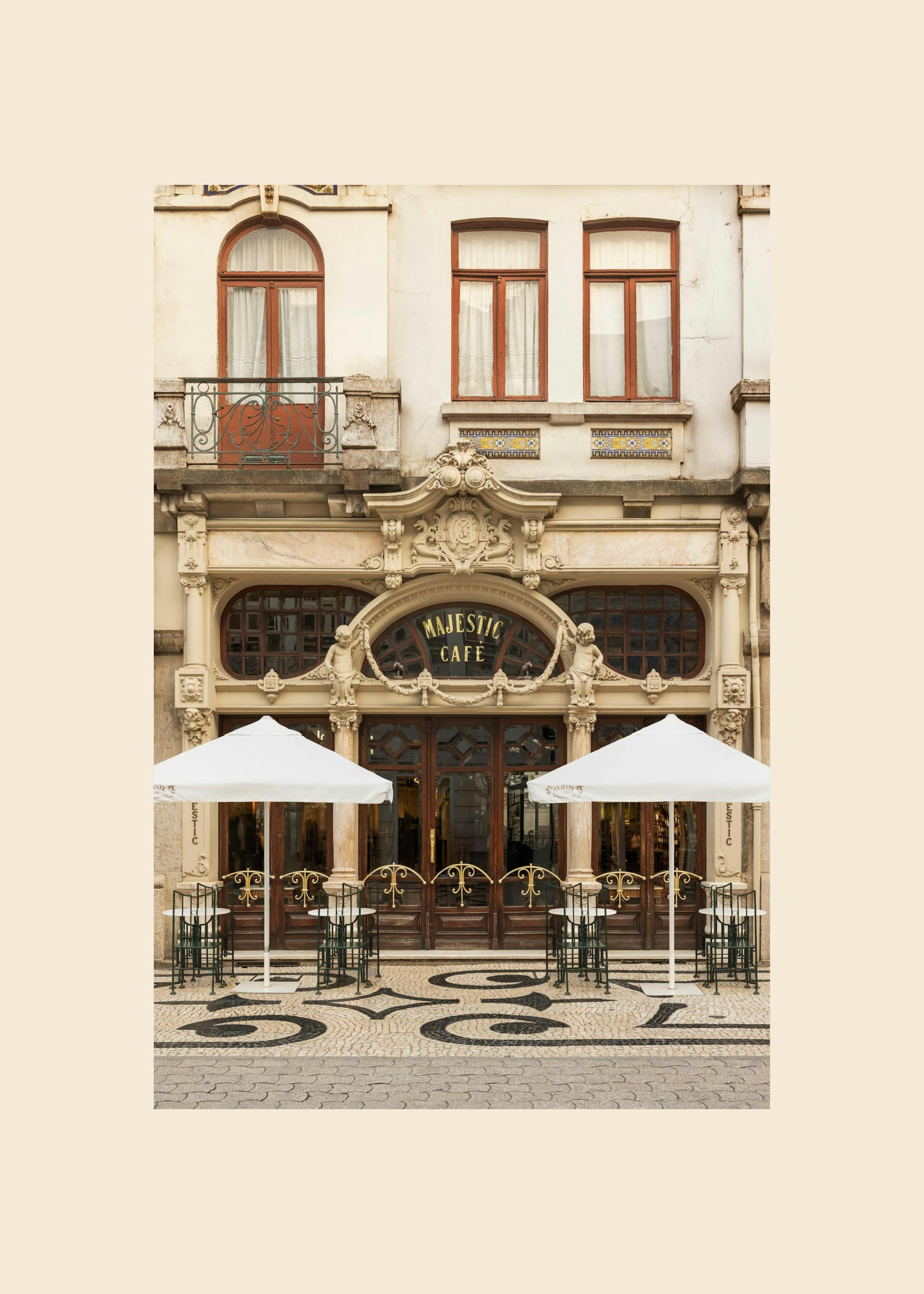 Majestic Café Affiche 0