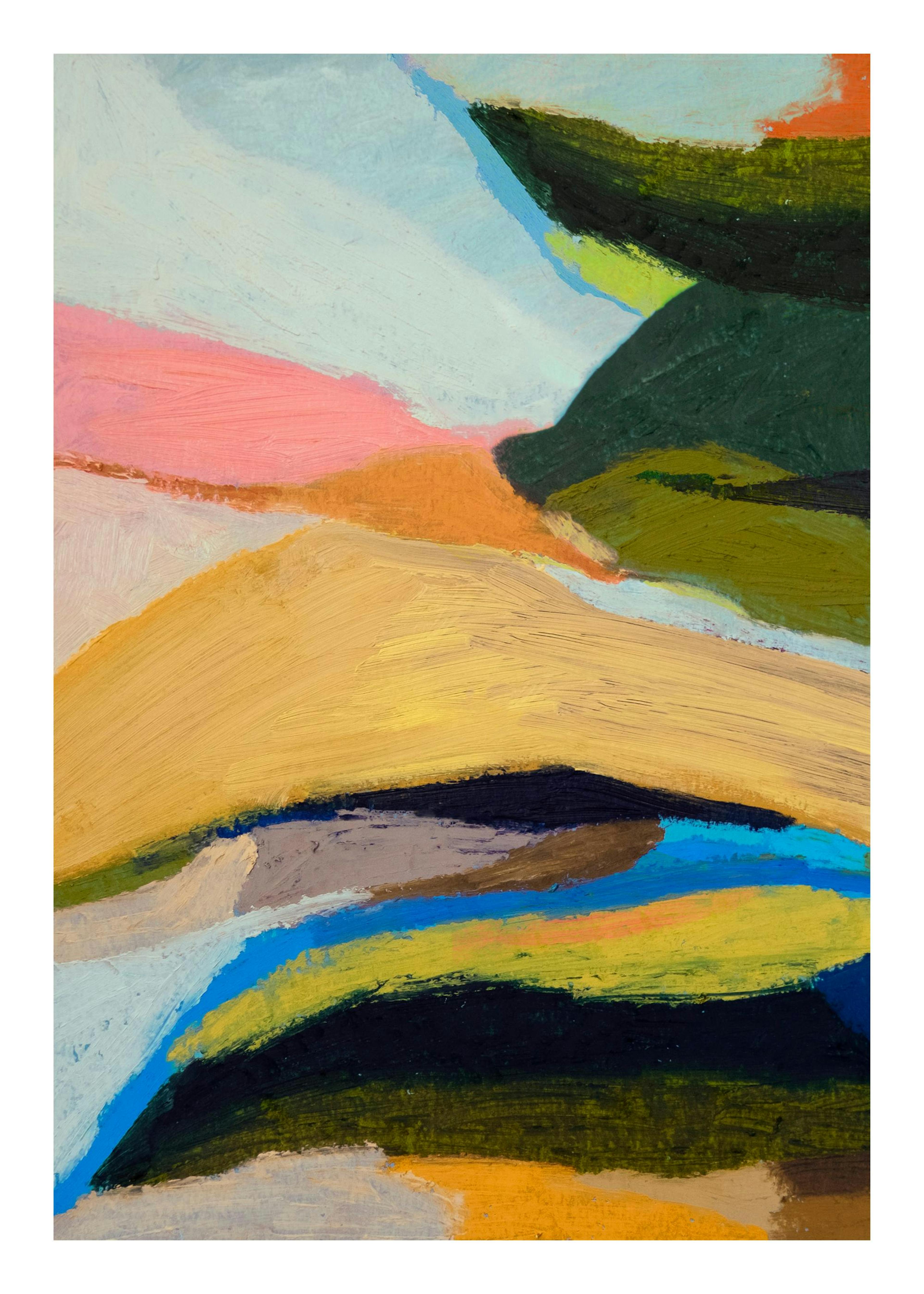 Poster astratto con forme organiche in rosa, verde scuro, giallo oro, arancione e blu, ispirato alla natura.